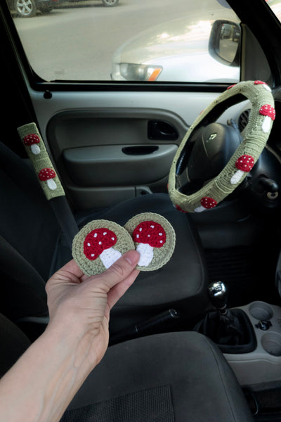 Mushroom Steering Wheel Cover Set with car coasters and seat belt covers (hand crochet)