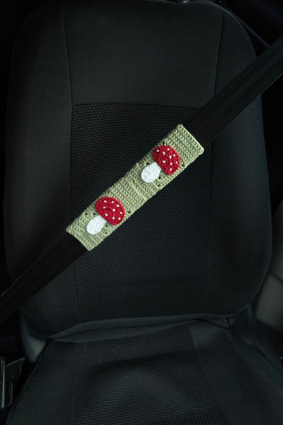 Mushroom Steering Wheel Cover Set with car coasters and seat belt covers (hand crochet)
