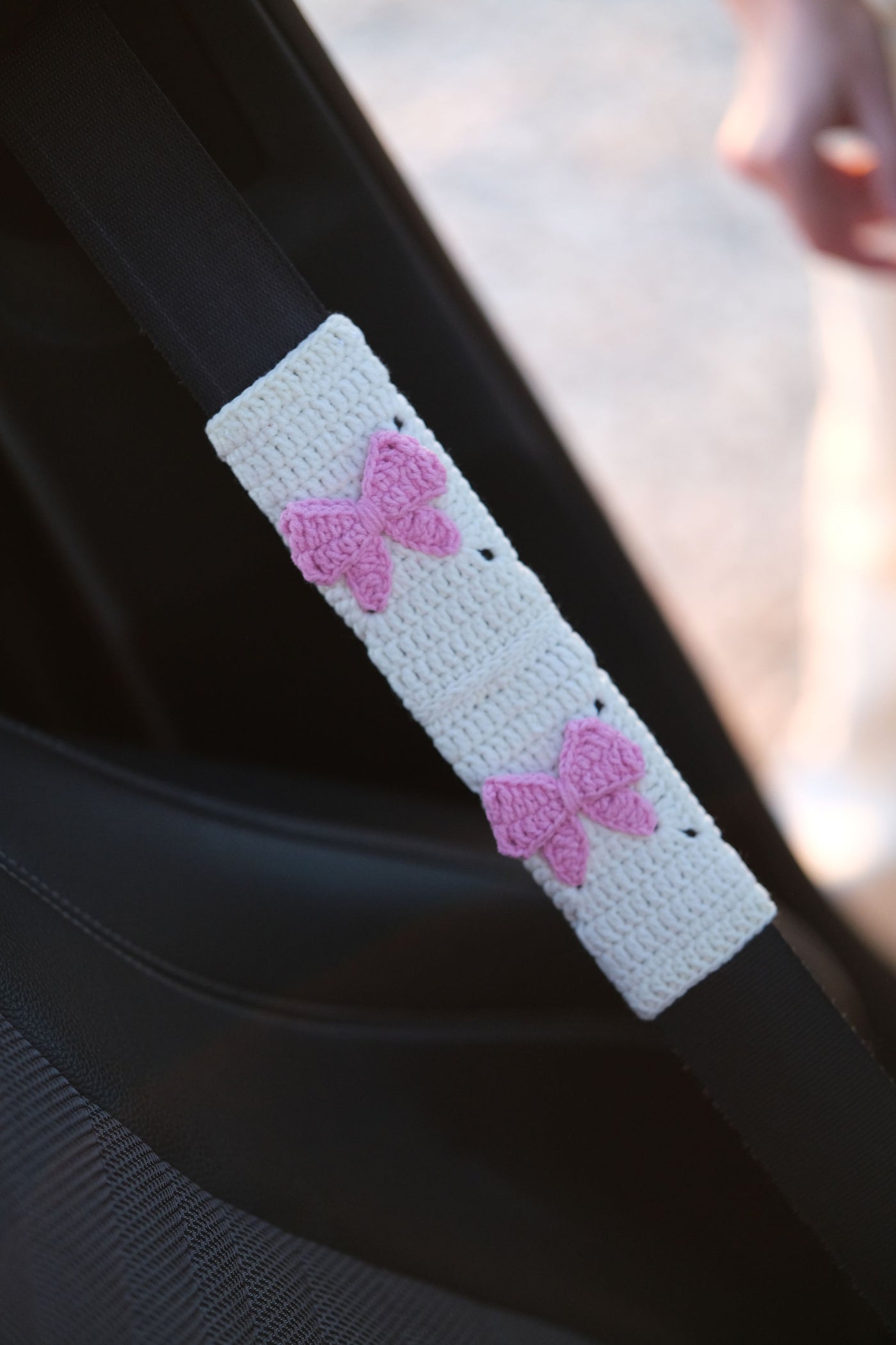 Bow Steering Wheel Cover Set with car coasters and seat belt covers